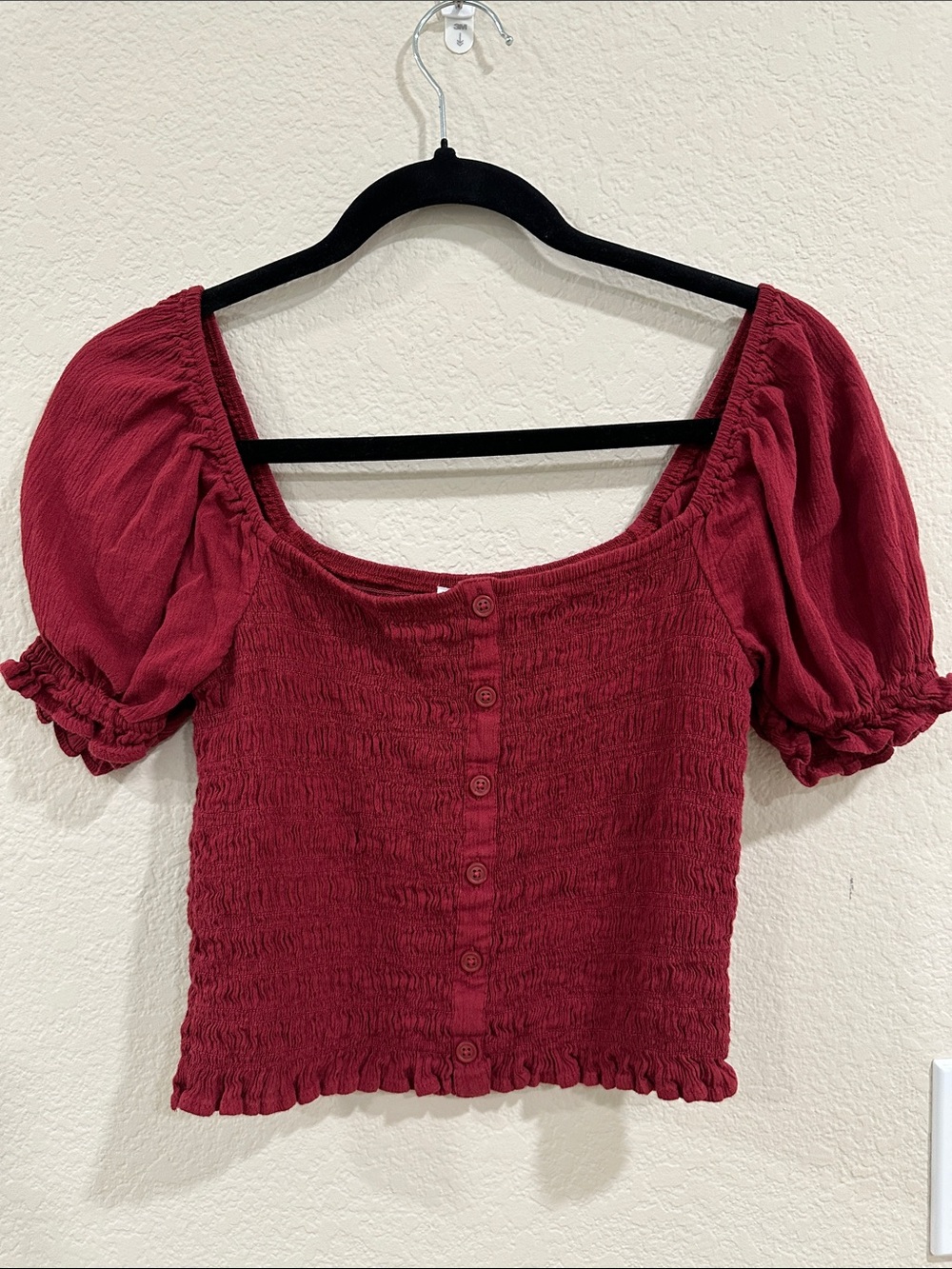 Aerie Smocked Puff Sleeve Crop Top - Burgundy